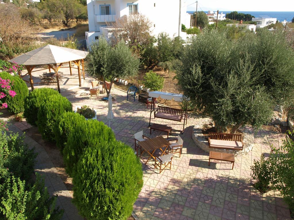Castellania Hotel Apartments Livadia  Exterior photo