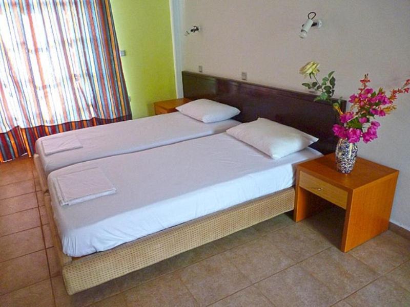 Castellania Hotel Apartments Livadia  Exterior photo