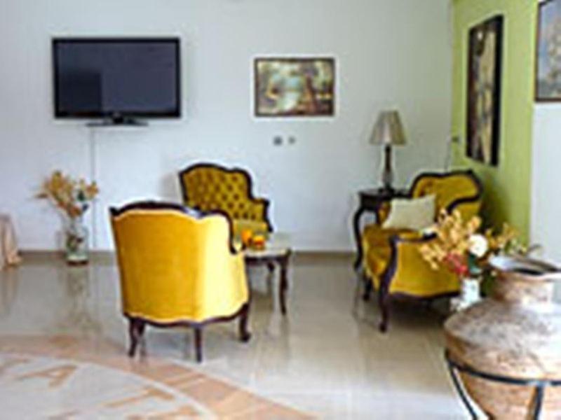 Castellania Hotel Apartments Livadia  Exterior photo